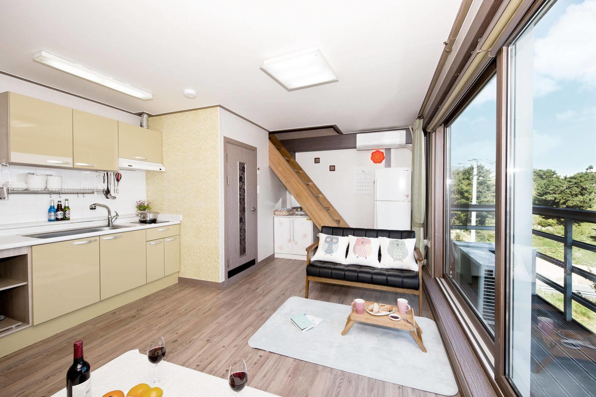 Hyacinth Pension Tongyeong Exterior photo
