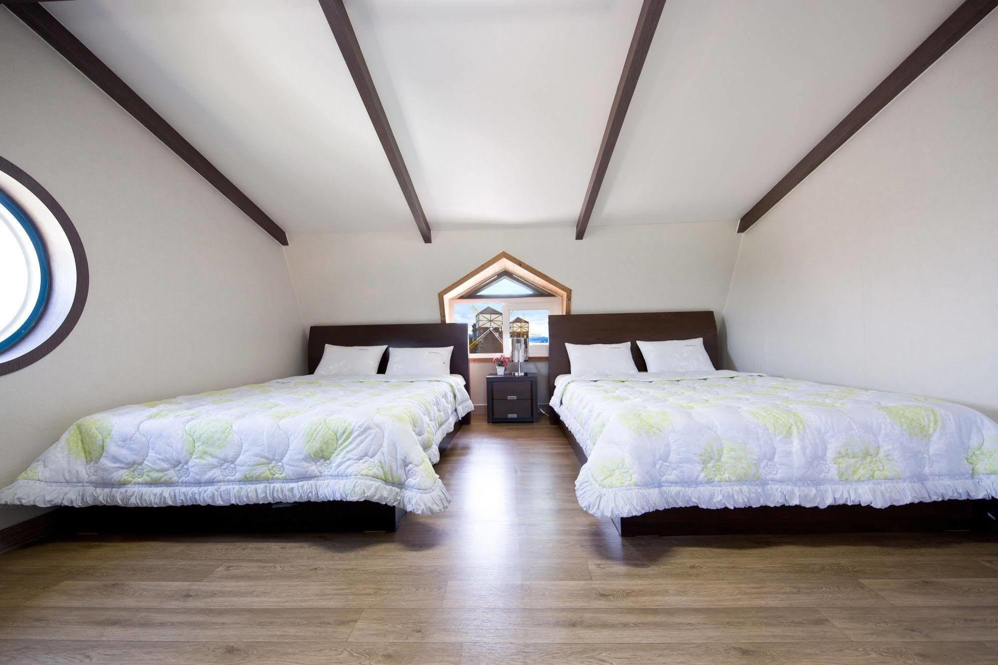 Hyacinth Pension Tongyeong Exterior photo