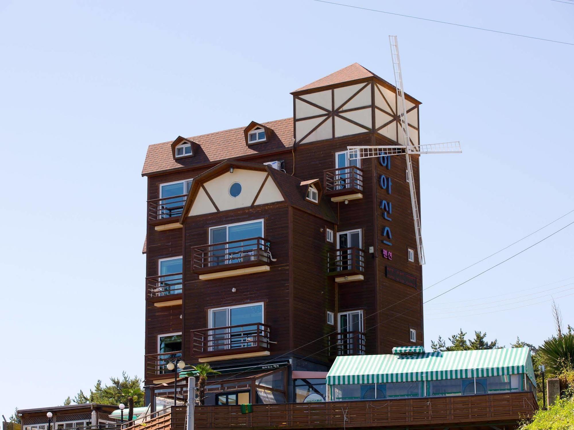Hyacinth Pension Tongyeong Exterior photo