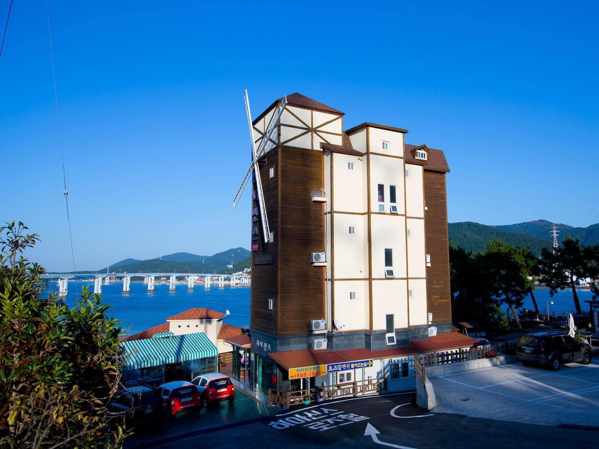 Hyacinth Pension Tongyeong Exterior photo